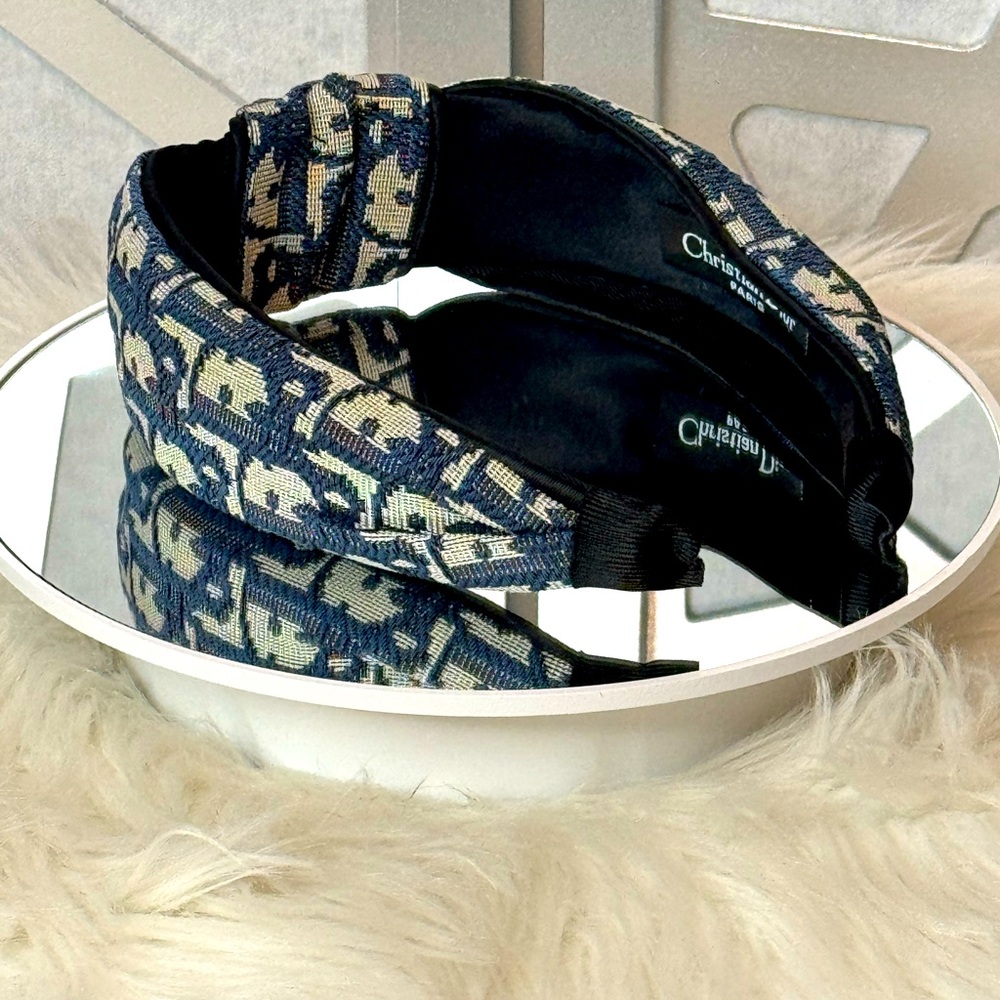 New Arrivals ! Navy and Beige Patterned Headband